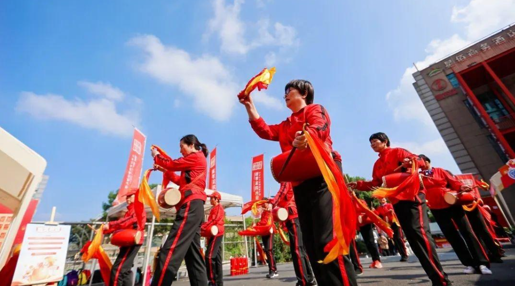 Cmp(冠军)官网 - 西甲希洪竞技主赞助商